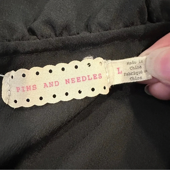 Pins and Needles Black Sleeveless Ruffle Neckline Mini Dress Size Large - Picture 9 of 9